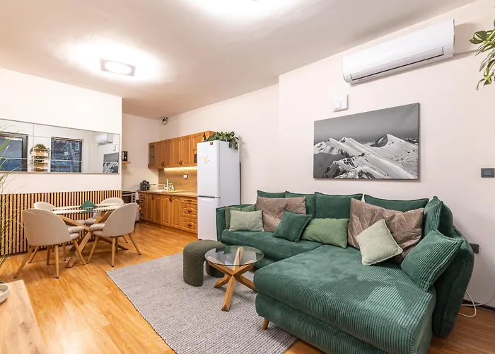 Excalibur At The Knight's * Bansko